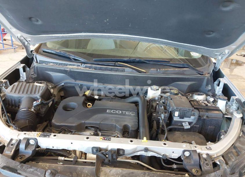 Photo 10 of 2020 Chevrolet Equinox FWD LS (VIN 3GNAXHEV2LS697744)