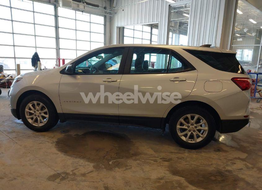 Photo 14 of 2020 Chevrolet Equinox FWD LS (VIN 3GNAXHEV2LS697744)