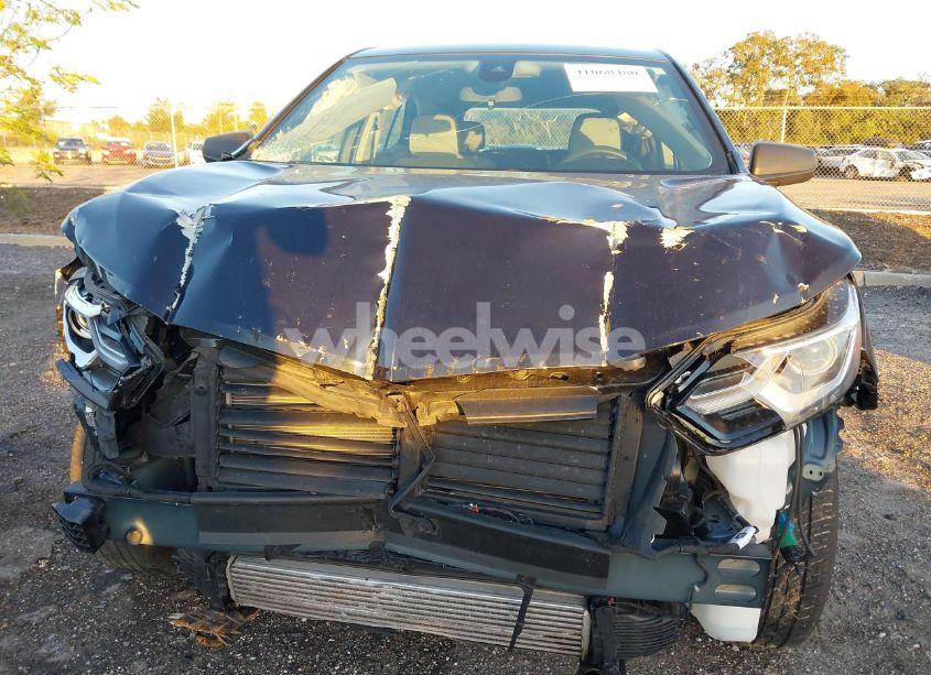 Photo 6 of 2020 Chevrolet Equinox FWD LS (VIN 3GNAXHEV2LS713117)