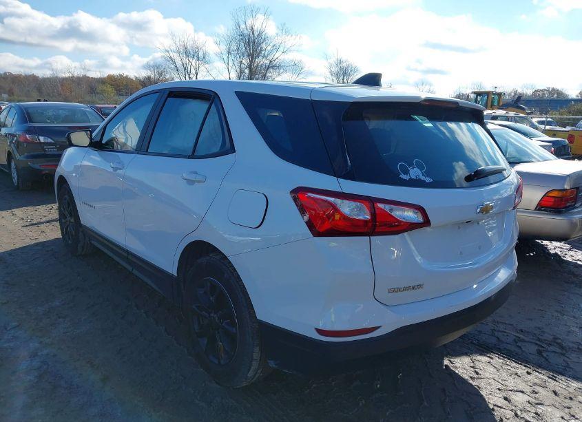 Photo 3 of 2021 Chevrolet Equinox FWD LS (VIN 3GNAXHEV2MS127566)