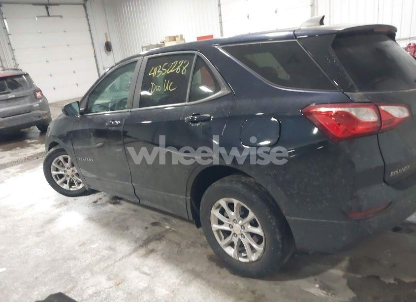 Photo 3 of 2021 Chevrolet Equinox FWD LS (VIN 3GNAXHEV2MS140690)