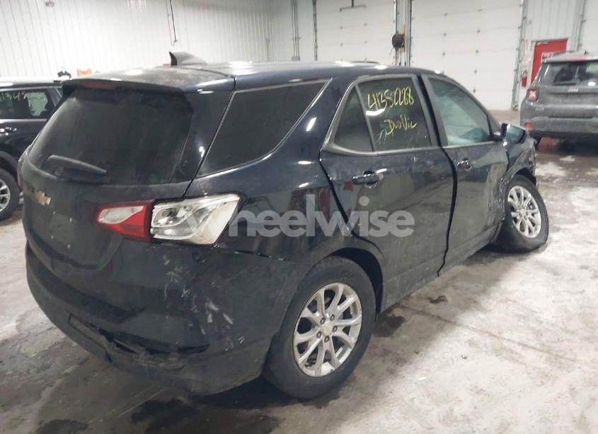 Photo 4 of 2021 Chevrolet Equinox FWD LS (VIN 3GNAXHEV2MS140690)
