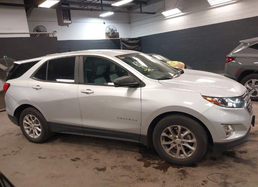 Photo 13 of 2021 Chevrolet Equinox FWD LS (VIN 3GNAXHEV2MS172023)