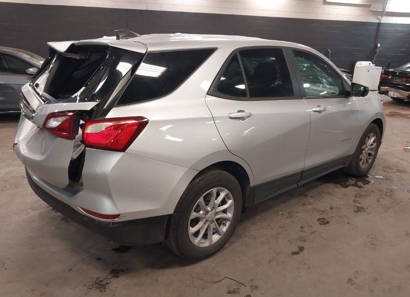 Photo 4 of 2021 Chevrolet Equinox FWD LS (VIN 3GNAXHEV2MS172023)