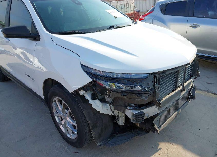 Photo 18 of 2022 Chevrolet Equinox FWD LS (VIN 3GNAXHEV2NS107786)