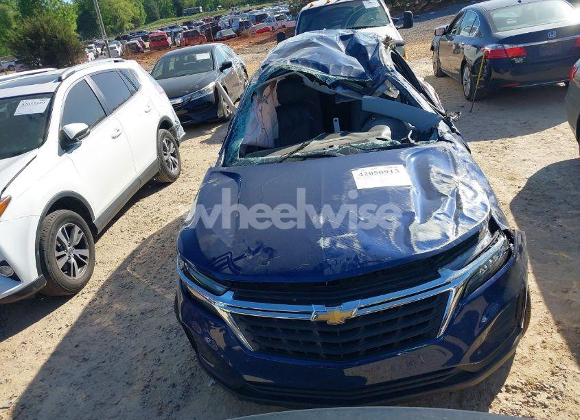 Photo 11 of 2022 Chevrolet Equinox FWD LS (VIN 3GNAXHEV2NS240256)