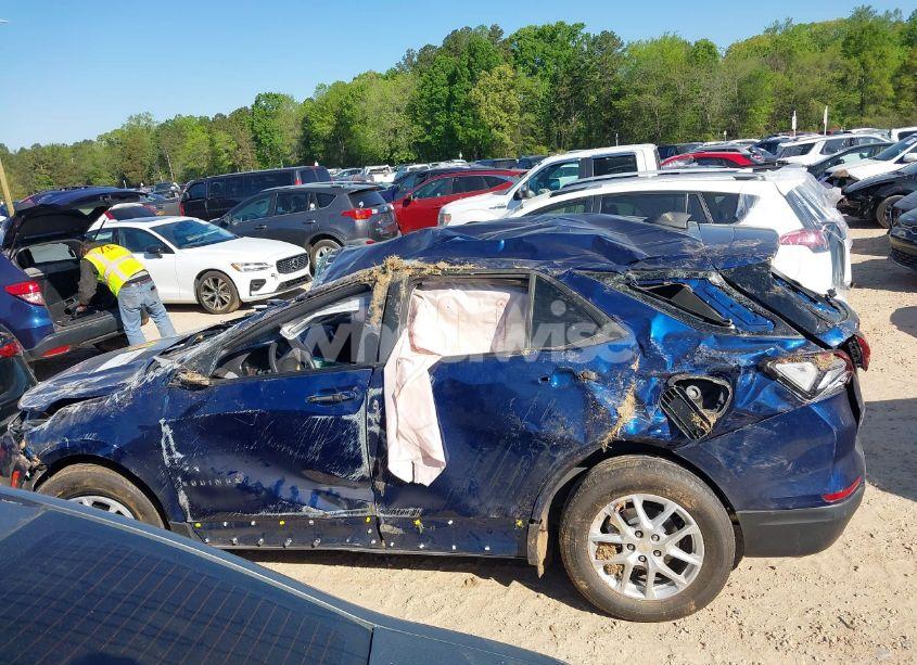 Photo 13 of 2022 Chevrolet Equinox FWD LS (VIN 3GNAXHEV2NS240256)