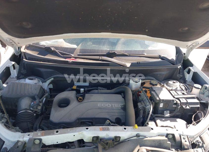 Photo 10 of 2020 Chevrolet Equinox FWD LS (VIN 3GNAXHEV3LS536867)