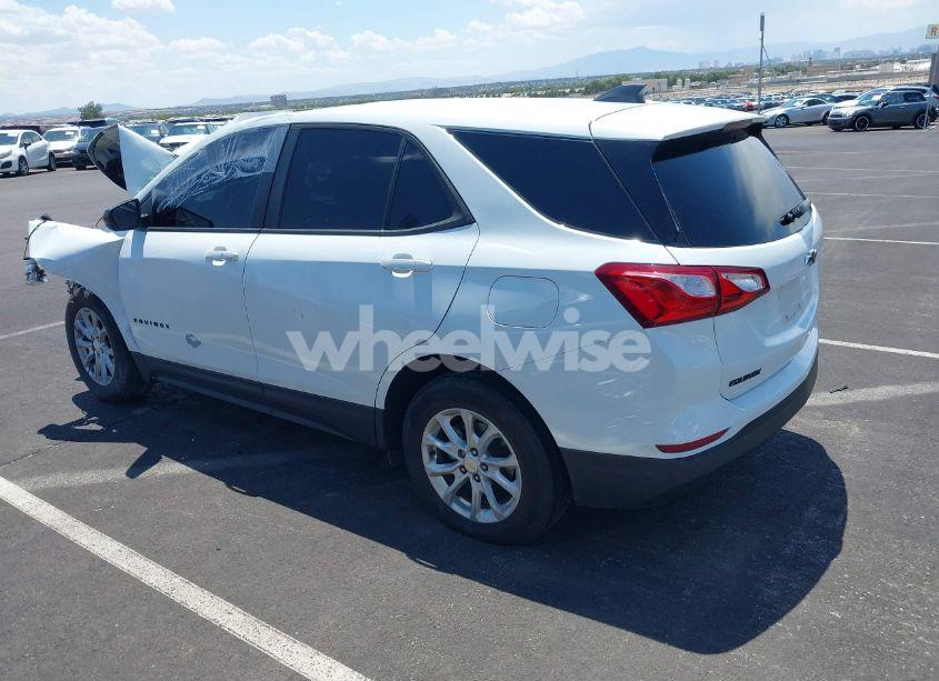 Photo 3 of 2020 Chevrolet Equinox FWD LS (VIN 3GNAXHEV3LS583011)