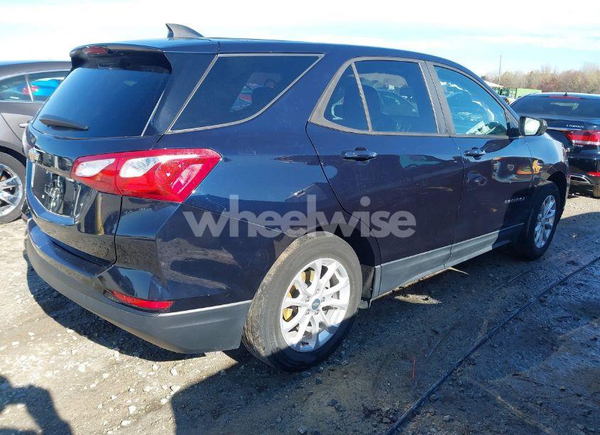 Photo 4 of 2020 Chevrolet Equinox FWD LS (VIN 3GNAXHEV3LS662310)