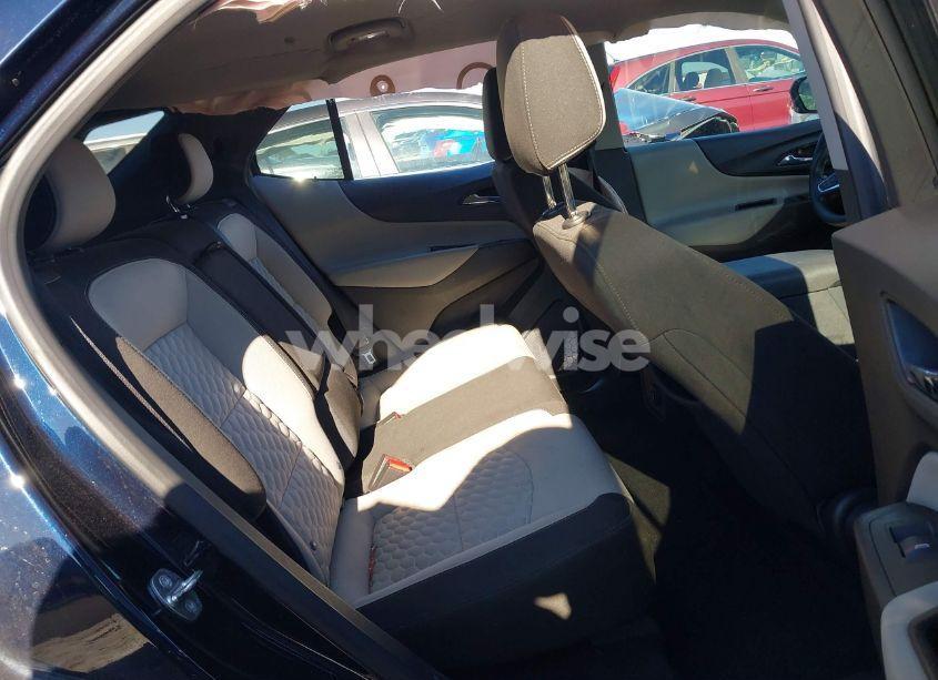 Photo 8 of 2020 Chevrolet Equinox FWD LS (VIN 3GNAXHEV3LS662310)