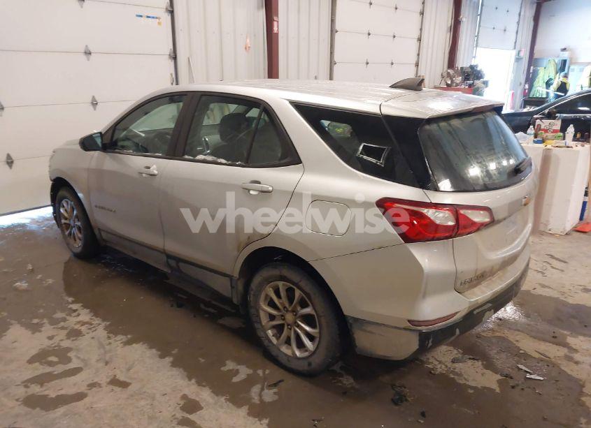 Photo 3 of 2020 Chevrolet Equinox FWD LS (VIN 3GNAXHEV3LS699793)