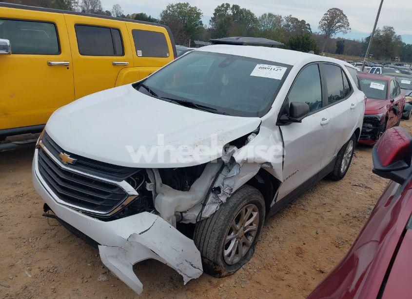 Photo 2 of 2021 Chevrolet Equinox FWD LS (VIN 3GNAXHEV3MS157546)