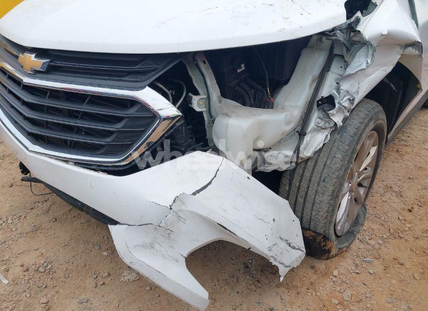 Photo 6 of 2021 Chevrolet Equinox FWD LS (VIN 3GNAXHEV3MS157546)