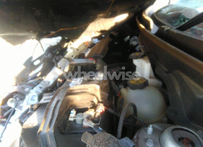 Photo 10 of 2021 Chevrolet Equinox FWD LS (VIN 3GNAXHEV3MS172063)