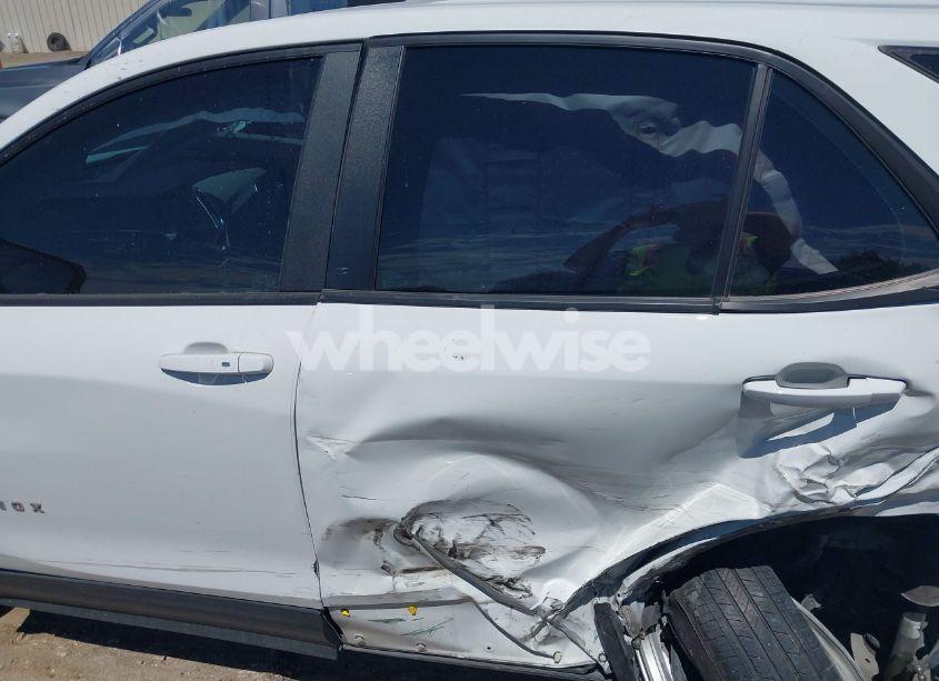 Photo 13 of 2022 Chevrolet Equinox FWD LS (VIN 3GNAXHEV3NS101933)