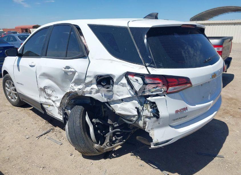 Photo 6 of 2022 Chevrolet Equinox FWD LS (VIN 3GNAXHEV3NS101933)