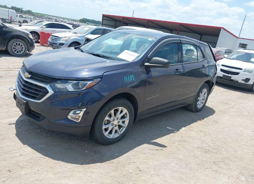 Photo 2 of 2018 Chevrolet Equinox LS (VIN 3GNAXHEV4JS576811)