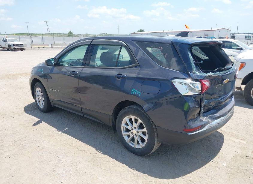 Photo 3 of 2018 Chevrolet Equinox LS (VIN 3GNAXHEV4JS576811)