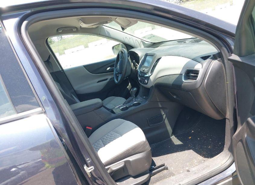 Photo 5 of 2018 Chevrolet Equinox LS (VIN 3GNAXHEV4JS576811)