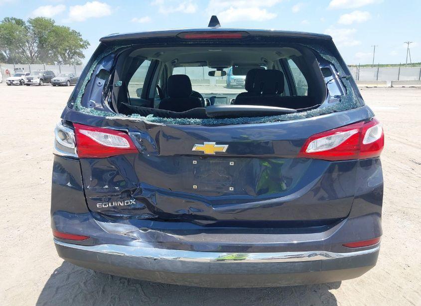 Photo 6 of 2018 Chevrolet Equinox LS (VIN 3GNAXHEV4JS576811)