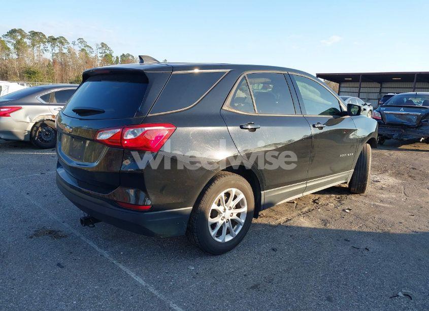 Photo 4 of 2019 Chevrolet Equinox LS (VIN 3GNAXHEV4KL369489)