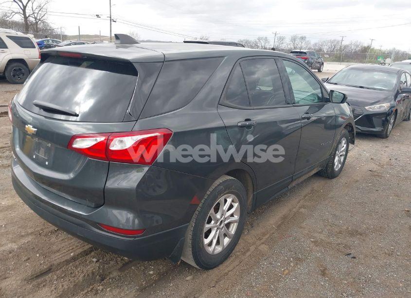 Photo 4 of 2019 Chevrolet Equinox LS (VIN 3GNAXHEV4KS598101)