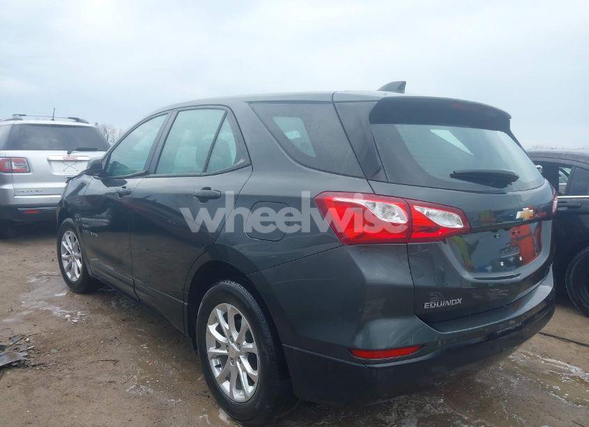 Photo 3 of 2020 Chevrolet Equinox FWD LS (VIN 3GNAXHEV4LS545593)