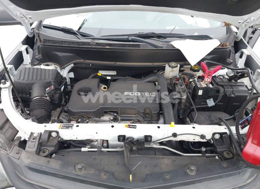 Photo 10 of 2020 Chevrolet Equinox FWD LS (VIN 3GNAXHEV4LS649629)