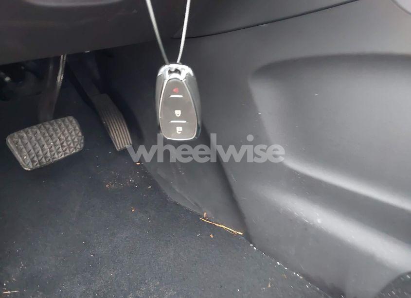 Photo 11 of 2020 Chevrolet Equinox FWD LS (VIN 3GNAXHEV4LS649629)