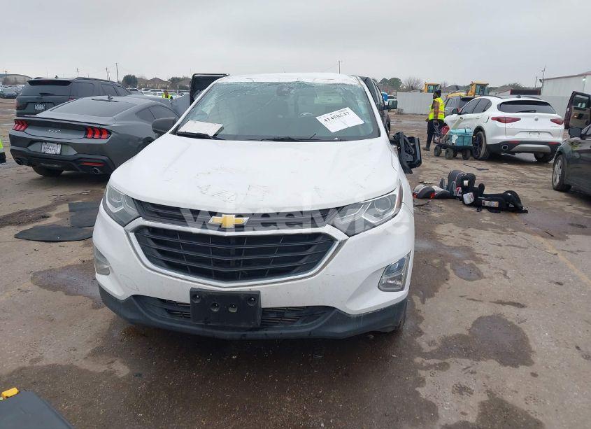 Photo 12 of 2020 Chevrolet Equinox FWD LS (VIN 3GNAXHEV4LS649629)