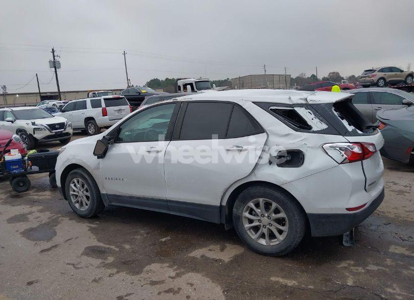 Photo 14 of 2020 Chevrolet Equinox FWD LS (VIN 3GNAXHEV4LS649629)