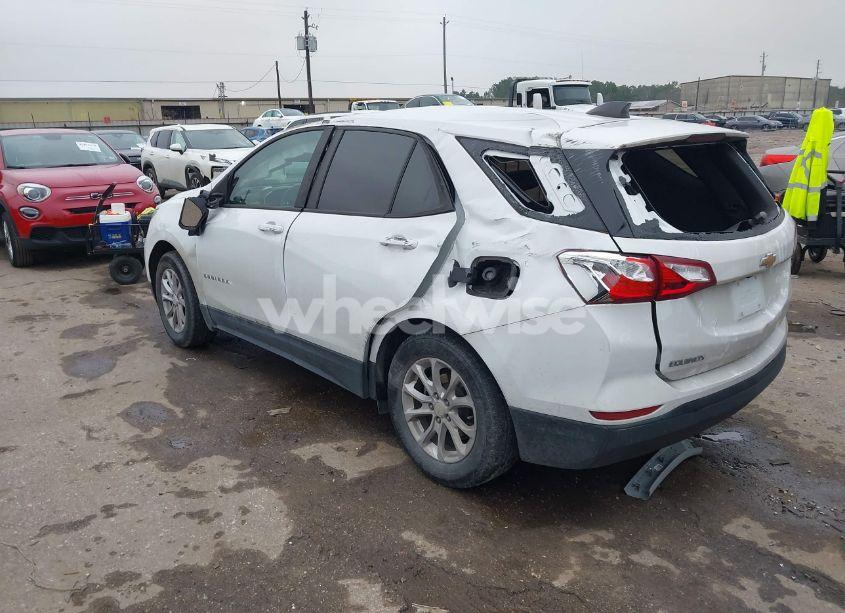 Photo 3 of 2020 Chevrolet Equinox FWD LS (VIN 3GNAXHEV4LS649629)