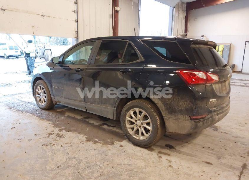 Photo 3 of 2021 Chevrolet Equinox FWD LS (VIN 3GNAXHEV4MS147589)