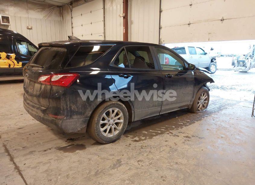 Photo 4 of 2021 Chevrolet Equinox FWD LS (VIN 3GNAXHEV4MS147589)