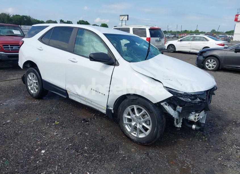 2022 Chevrolet Equinox FWD LS (VIN 3GNAXHEV4NS155080) main photo