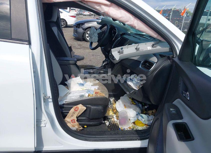 Photo 5 of 2022 Chevrolet Equinox FWD LS (VIN 3GNAXHEV4NS155080)