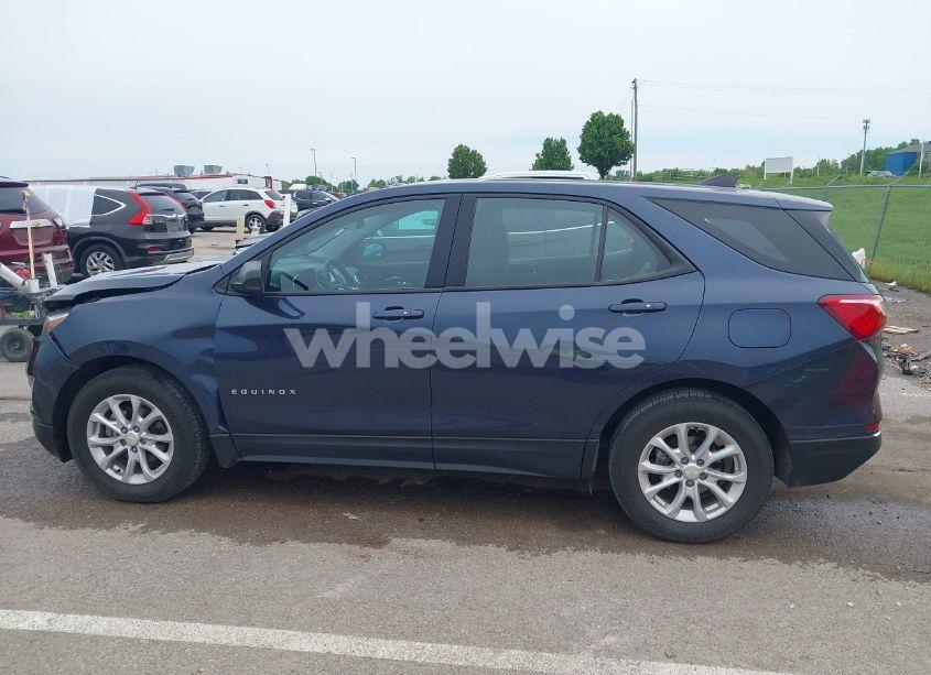 Photo 14 of 2018 Chevrolet Equinox LS (VIN 3GNAXHEV5JL367233)