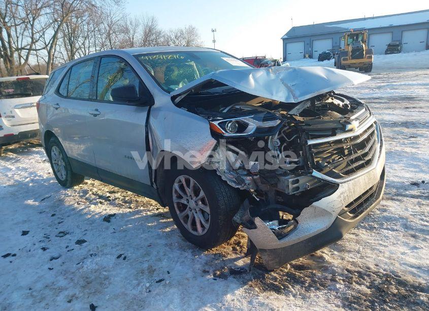 2018 Chevrolet Equinox LS (VIN 3GNAXHEV5JS563775) main photo