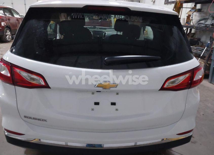 Photo 16 of 2018 Chevrolet Equinox LS (VIN 3GNAXHEV5JS584965)