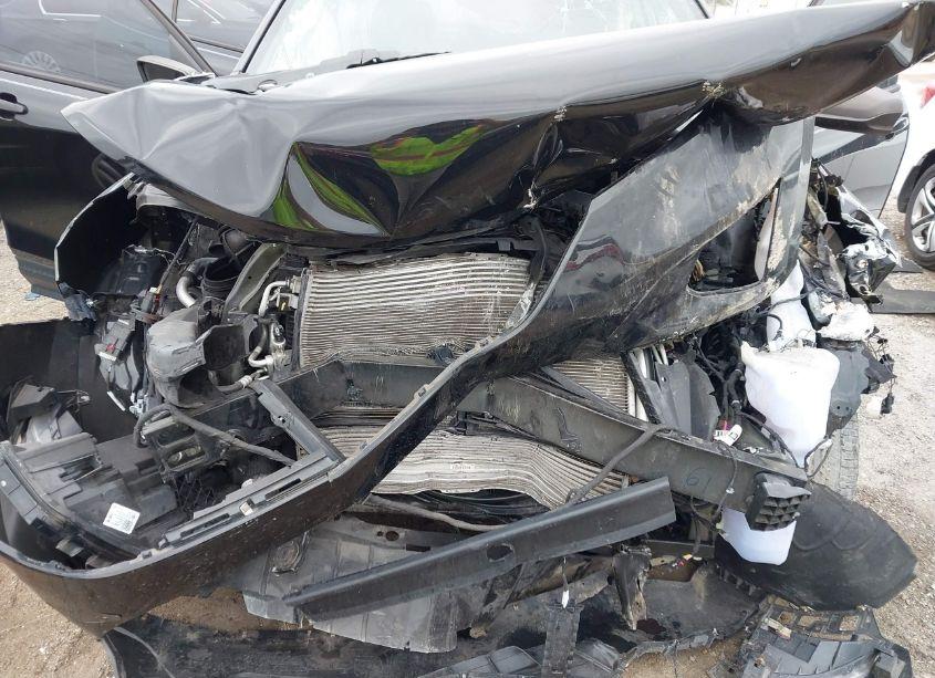 Photo 10 of 2019 Chevrolet Equinox LS (VIN 3GNAXHEV5KL270745)