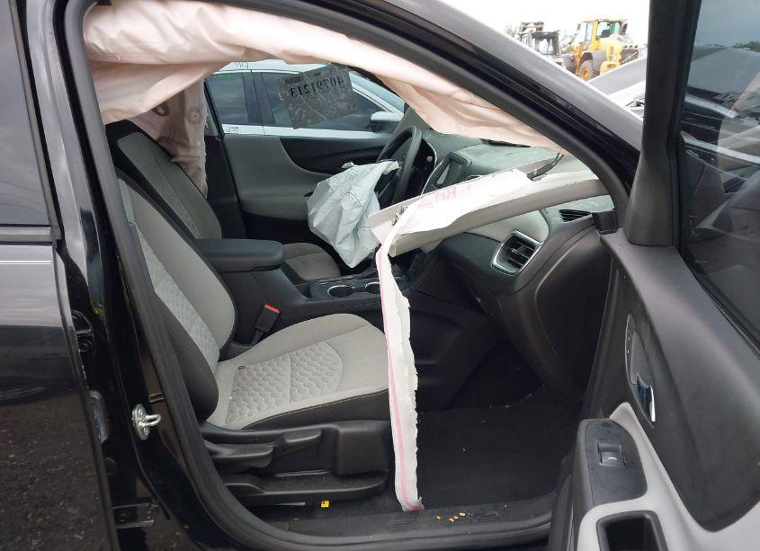 Photo 5 of 2019 Chevrolet Equinox LS (VIN 3GNAXHEV5KL270745)