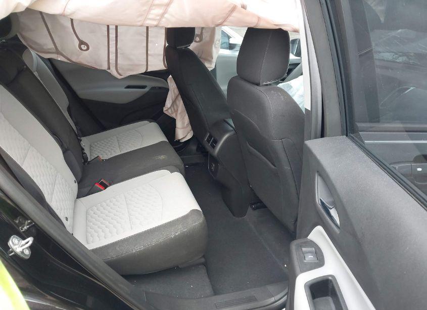 Photo 8 of 2019 Chevrolet Equinox LS (VIN 3GNAXHEV5KL270745)
