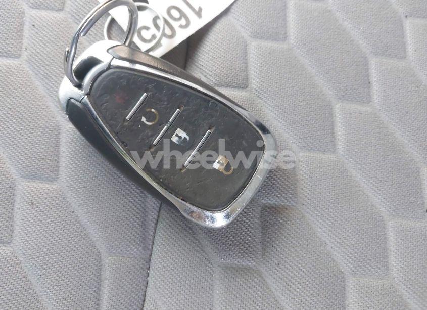 Photo 11 of 2019 Chevrolet Equinox LS (VIN 3GNAXHEV5KS561588)