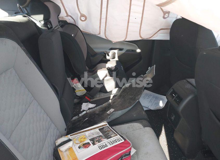 Photo 8 of 2019 Chevrolet Equinox LS (VIN 3GNAXHEV5KS680788)