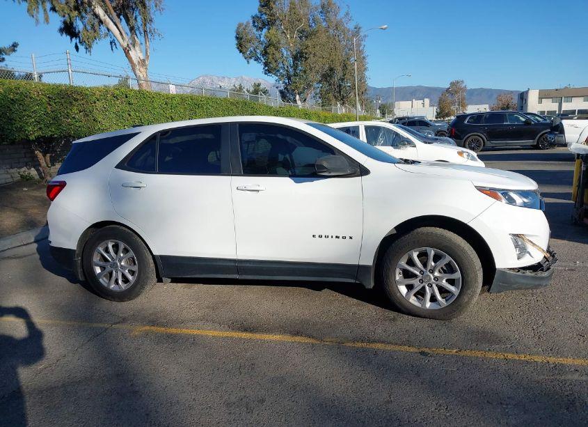 Photo 13 of 2020 Chevrolet Equinox FWD LS (VIN 3GNAXHEV5LS534327)