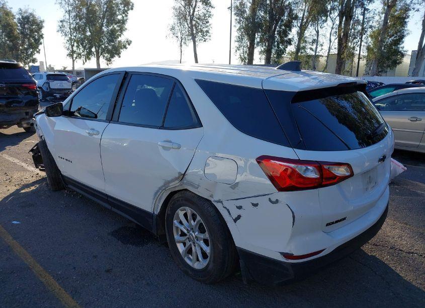 Photo 3 of 2020 Chevrolet Equinox FWD LS (VIN 3GNAXHEV5LS534327)