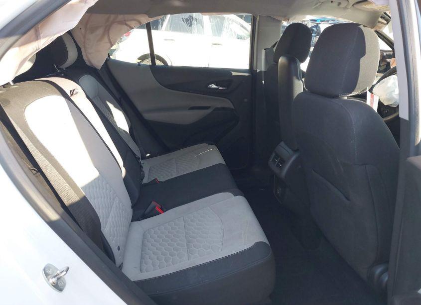 Photo 8 of 2020 Chevrolet Equinox FWD LS (VIN 3GNAXHEV5LS534327)
