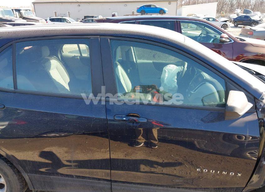 Photo 12 of 2020 Chevrolet Equinox FWD LS (VIN 3GNAXHEV5LS576724)