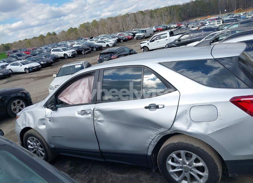 Photo 14 of 2020 Chevrolet Equinox FWD LS (VIN 3GNAXHEV5LS613609)